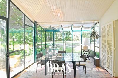 Maison - 372 m² - 7 pièces