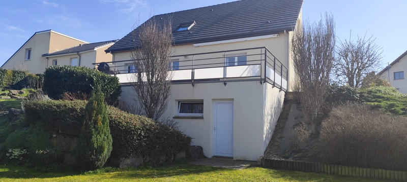 Maison - 142 m² - 6 pièces