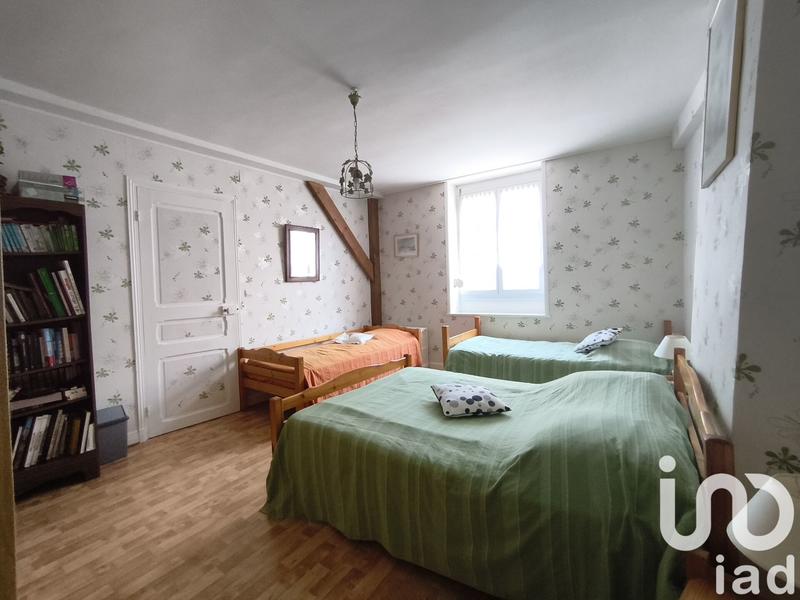 Maison - 188 m² - 8 pièces