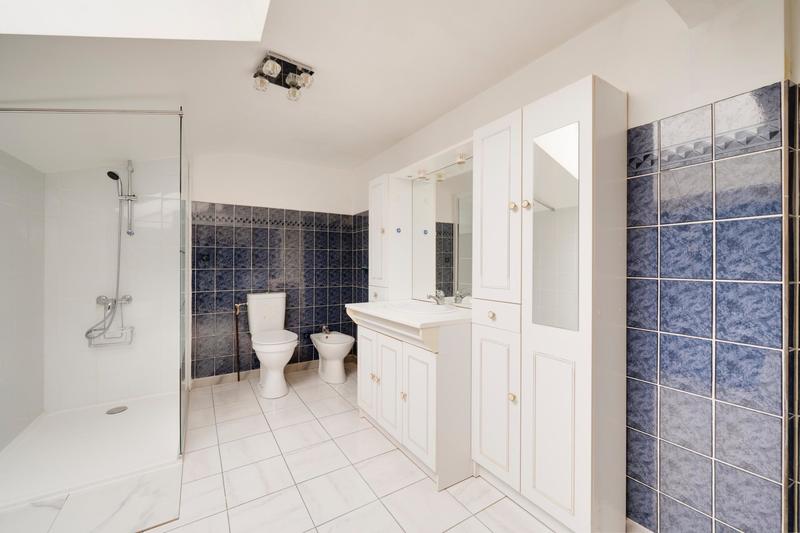 Maison - 143 m² - 6 pièces