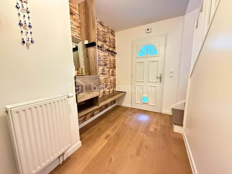 Pavillon - 100 m² - 5 pièces