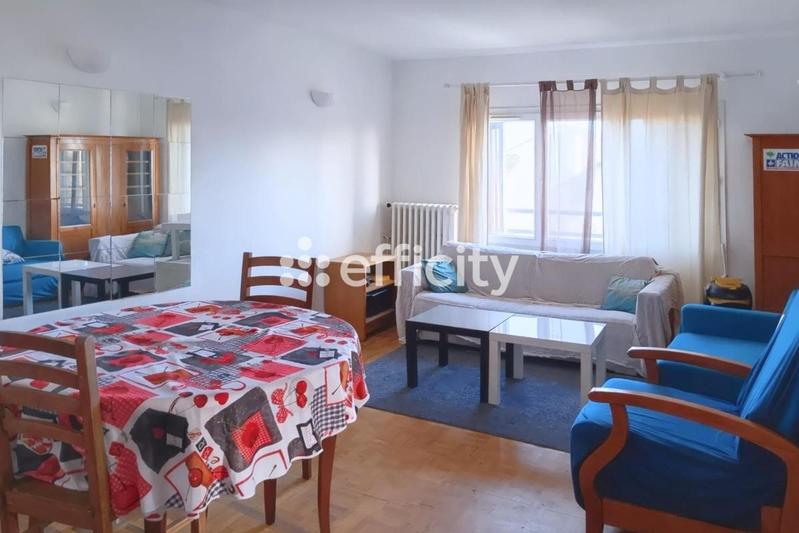 Appartement - 110 m² - 5 pièces