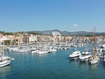 Duplex - 104 m² - 4 pièces