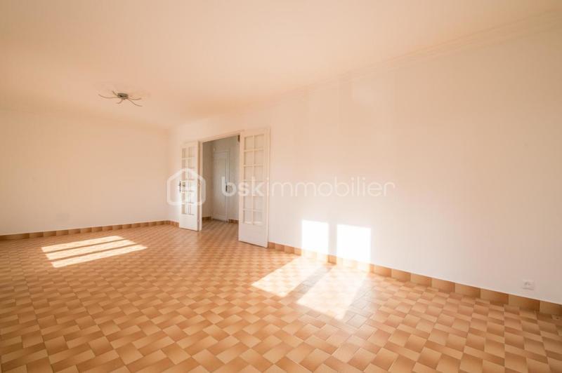 Maison - 102 m² - 4 pièces