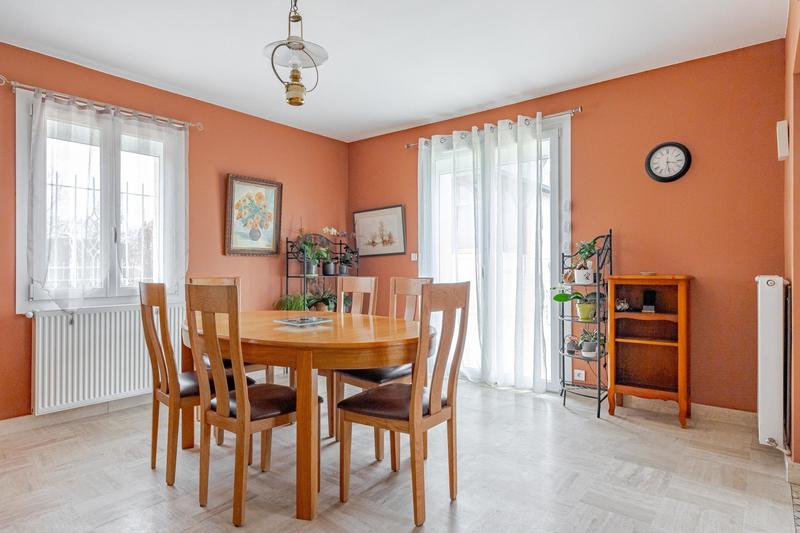 Maison - 141 m² - 7 pièces