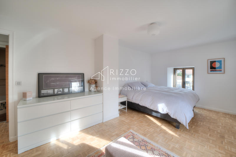 Maison - 102 m² - 5 pièces
