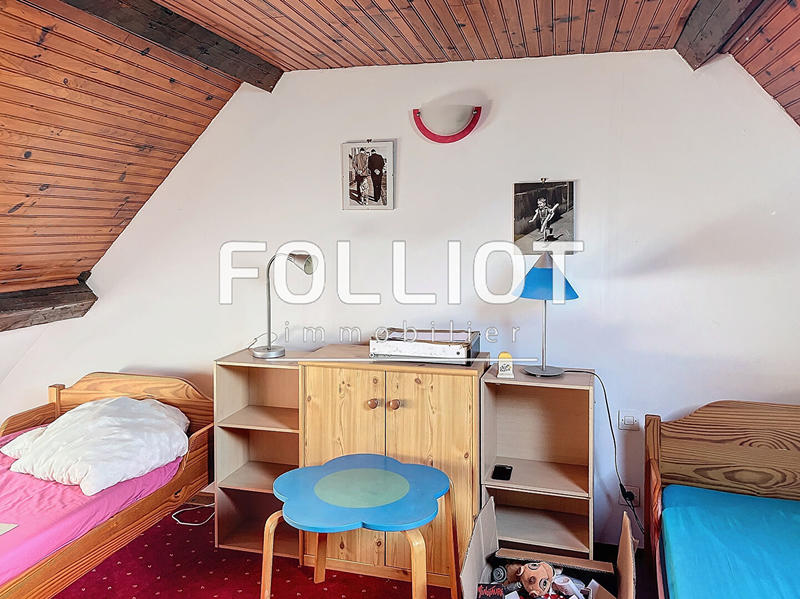 Maison - 206 m² - 8 pièces