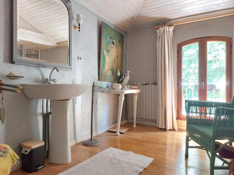 Maison - 198 m² - 6 pièces