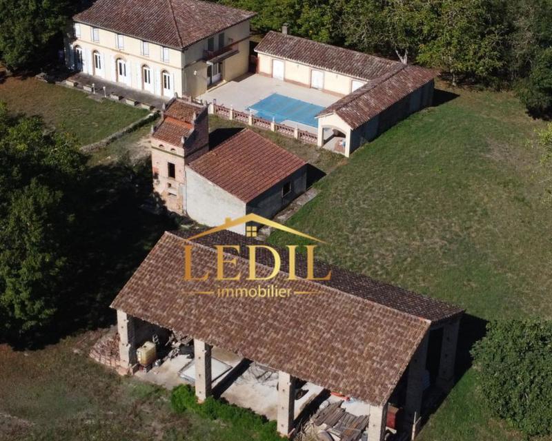 Maison de maîtres - 214 m² - 6 pièces