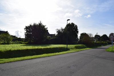 Terrain constructible - 1 827 m²