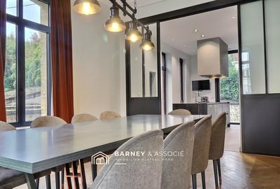 Maison - 226 m² - 8 pièces