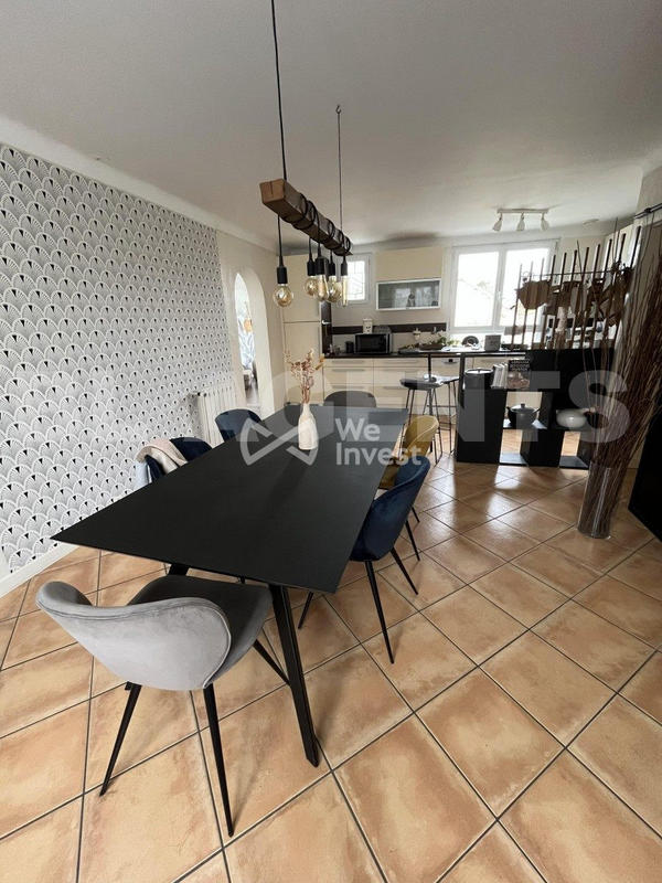 Maison - 124 m² - 7 pièces