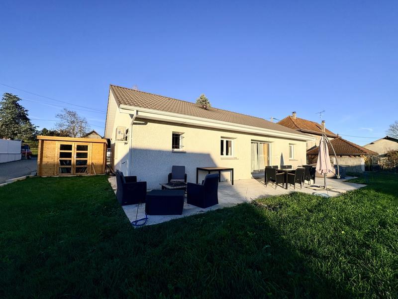 Maison - 90 m² - 4 pièces