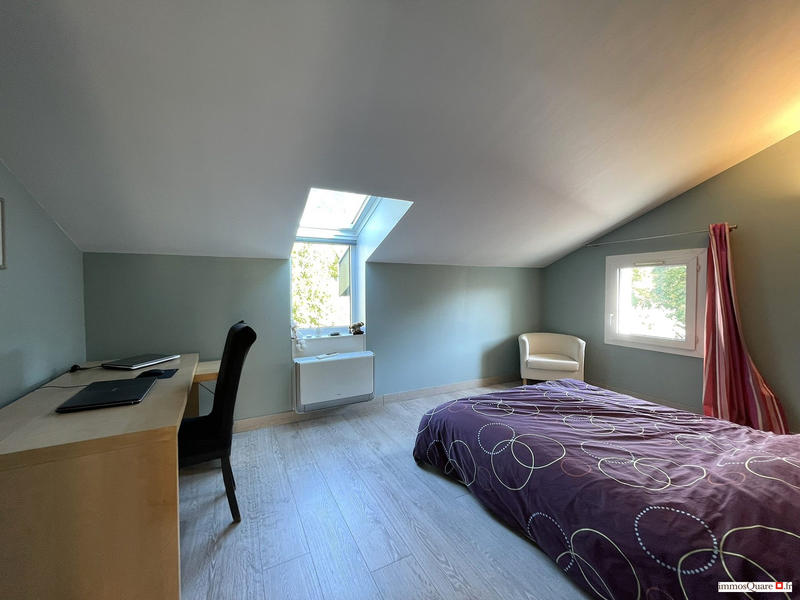 Maison - 180 m² - 6 pièces