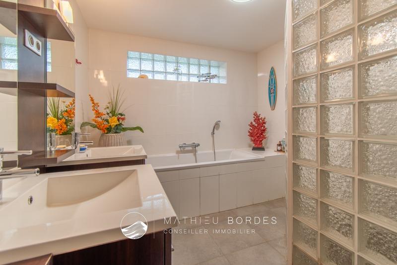 Appartement - 116 m² - 4 pièces