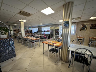 Local commercial - 630 m²