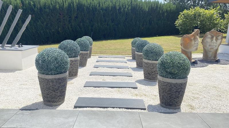 Propriété - 245 m² - 7 pièces