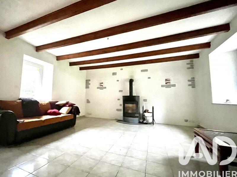 Maison - 160 m² - 9 pièces