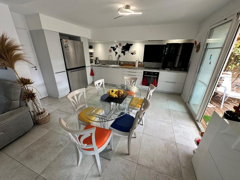 Villa - 95 m² - 4 pièces