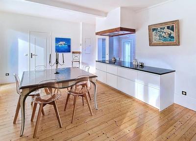 Maison - 180 m² - 6 pièces