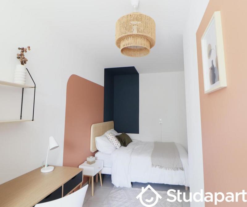 Chambre - 11 m² - 1 pièce