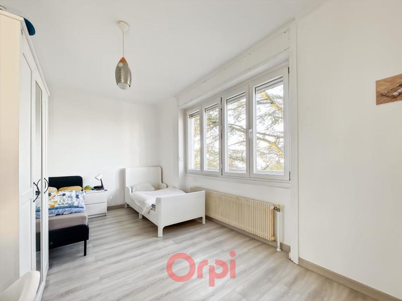 Appartement - 106 m² - 5 pièces