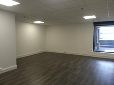 Bureau - 45 m² - 2 pièces