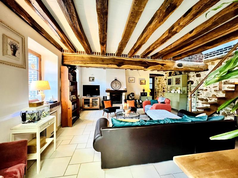 Maison - 185 m² - 7 pièces