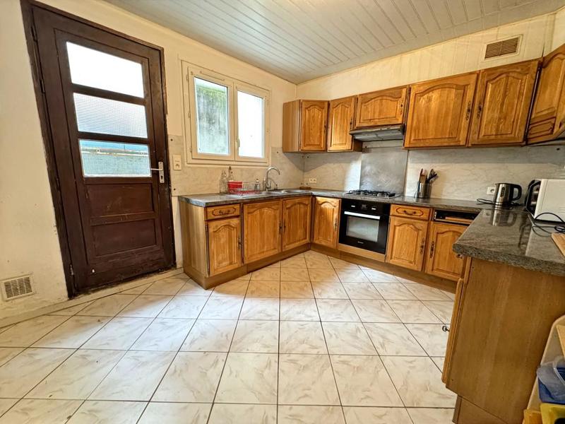 Maison - 85 m² - 4 pièces