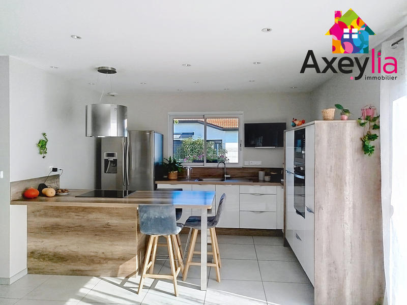 Maison - 122 m² - 4 pièces