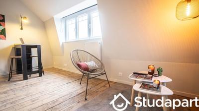 Chambre - 120 m² - 1 pièce