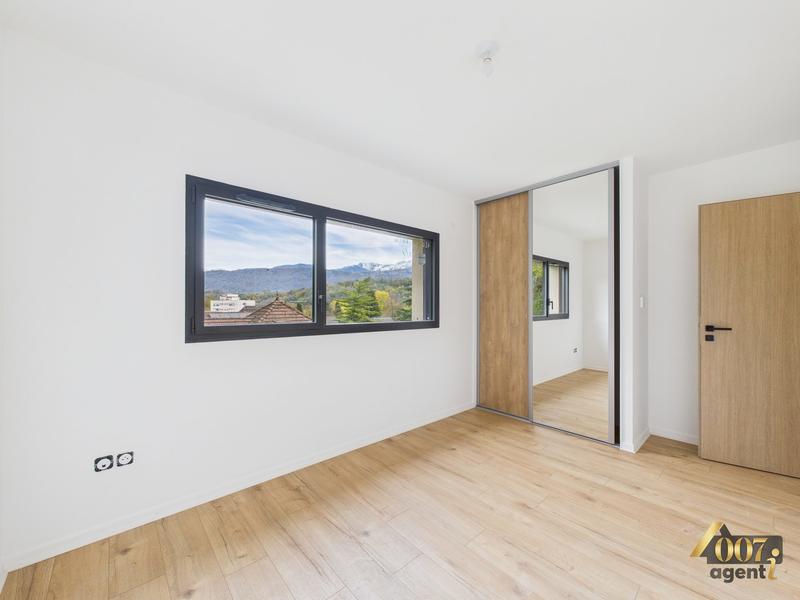 Appartement - 96 m² - 4 pièces