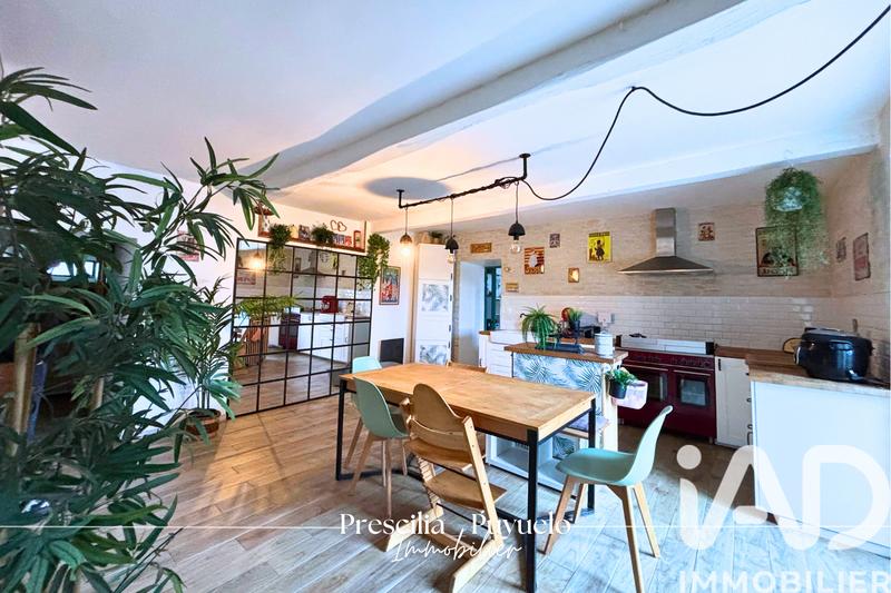 Maison - 185 m² - 6 pièces