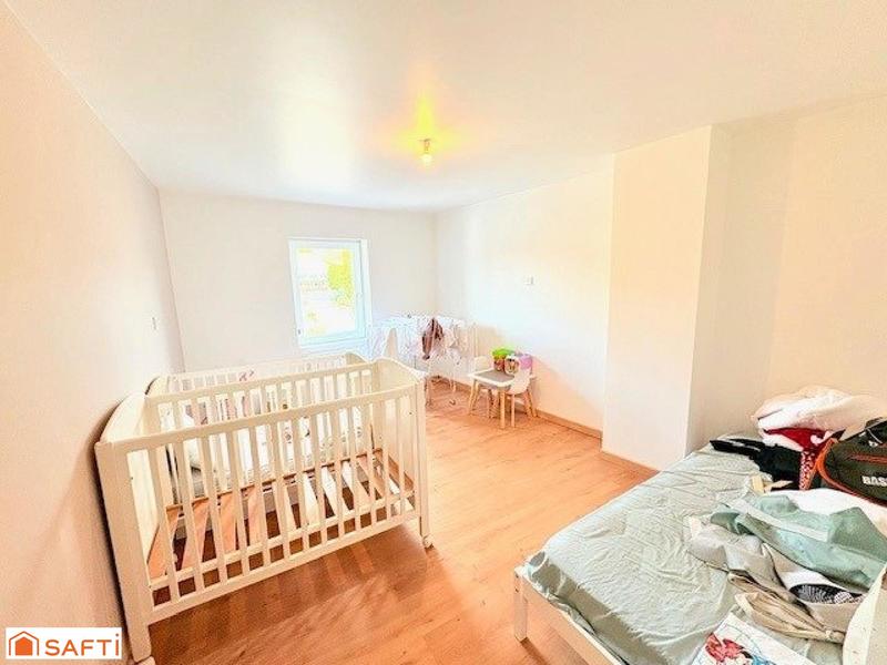 Maison - 95 m² - 6 pièces