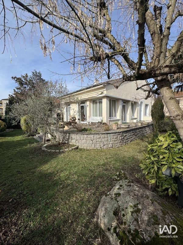 Maison - 174 m² - 5 pièces