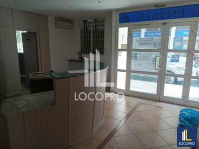 Local commercial - 250 m²