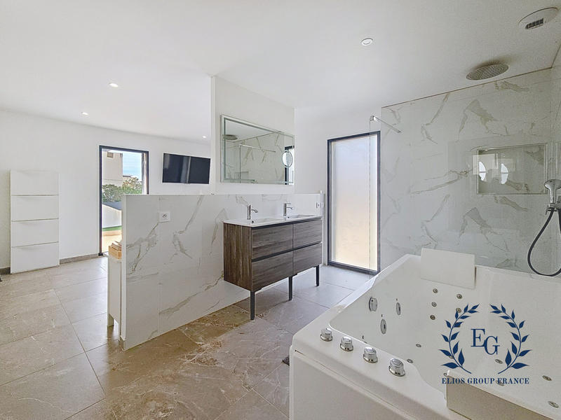 Maison - 103 m² - 4 pièces