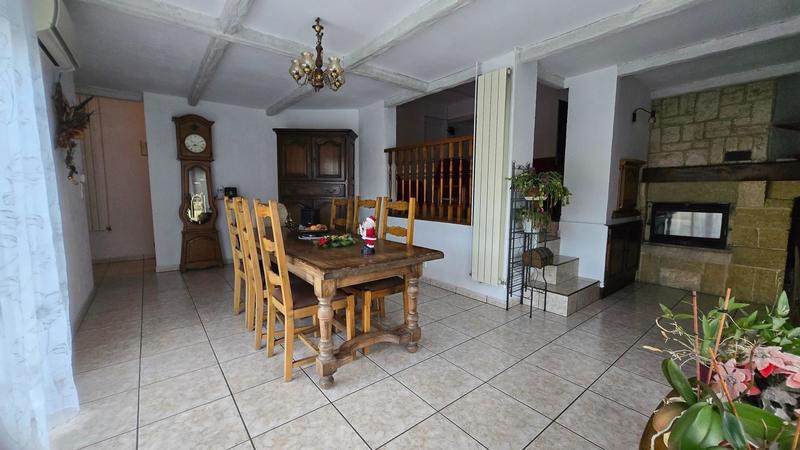 Villa - 203 m² - 11 pièces