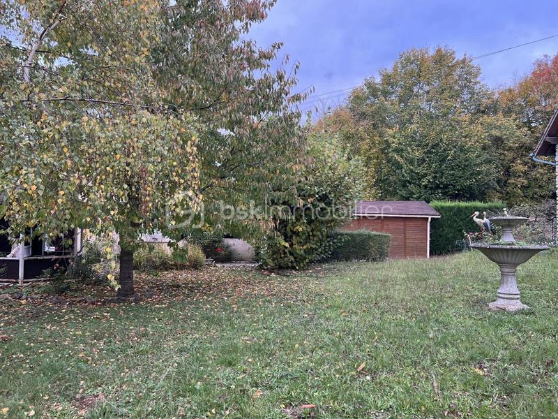 Maison - 232 m² - 8 pièces