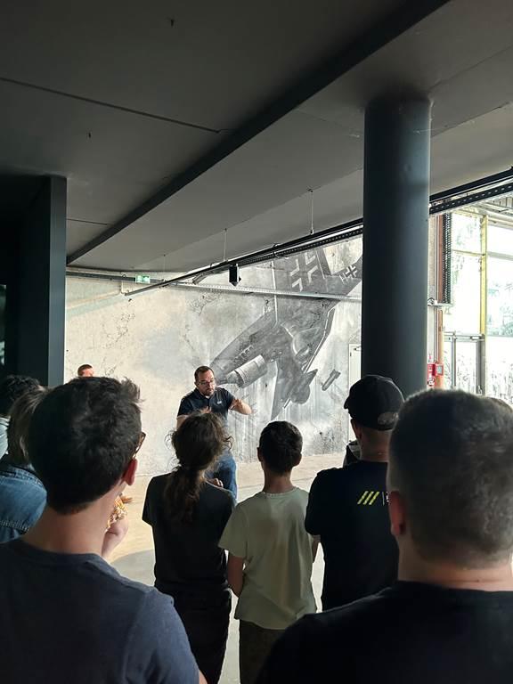 Visite guidée au Musée Guerre et Paix - les combattantes