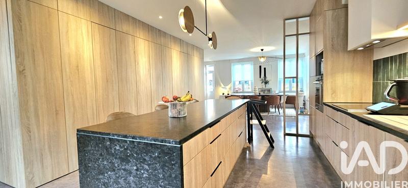 Maison de ville - 200 m² - 7 pièces