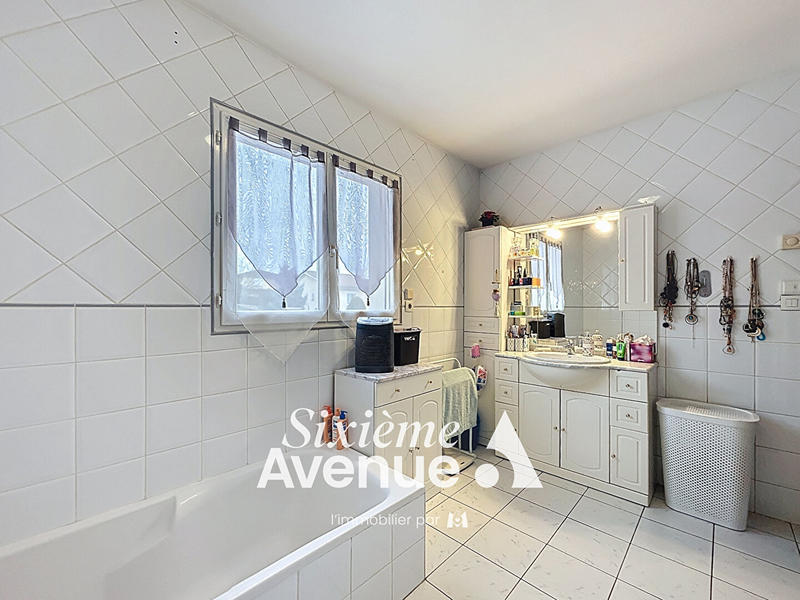 Maison - 109 m² - 4 pièces