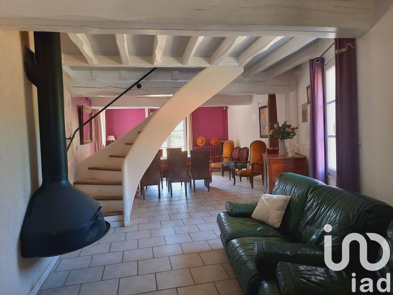 Maison - 221 m² - 7 pièces