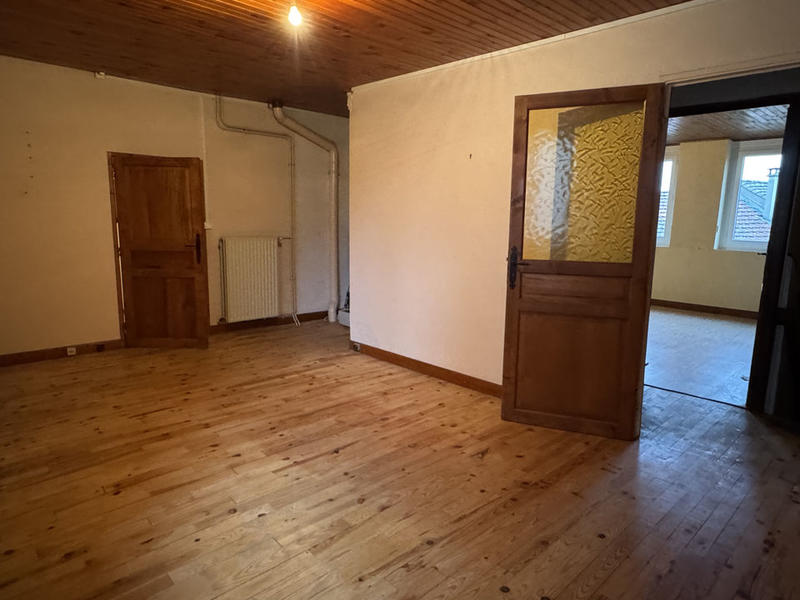 Maison - 170 m² - 8 pièces