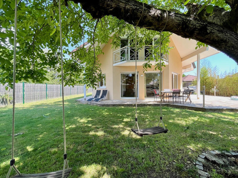 Villa - 200 m² - 7 pièces