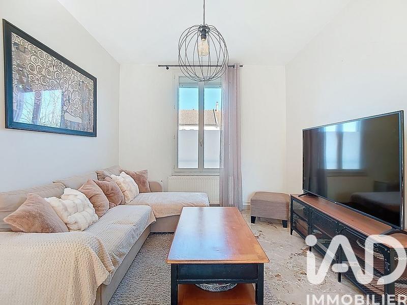 Maison - 110 m² - 6 pièces