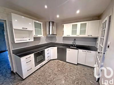 Maison - 111 m² - 6 pièces