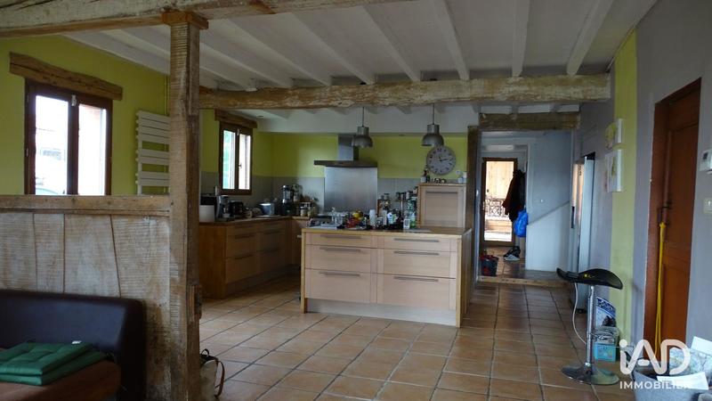 Maison - 245 m² - 6 pièces