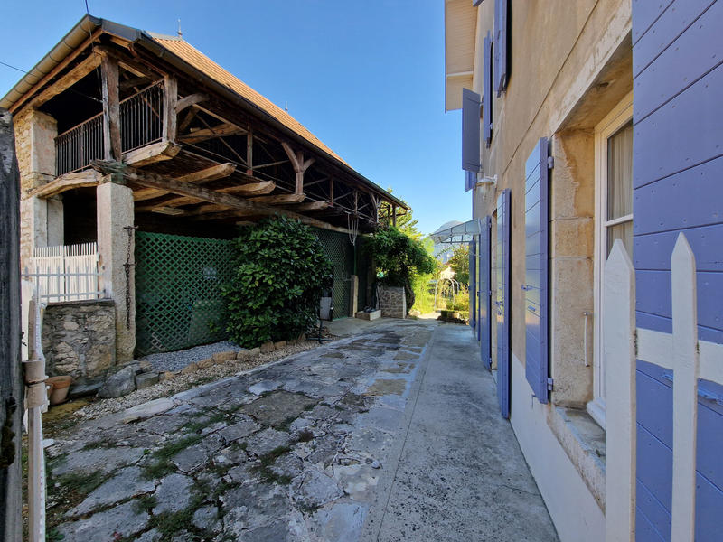 Maison - 190 m² - 10 pièces