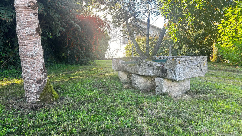 Maison - 236 m² - 7 pièces